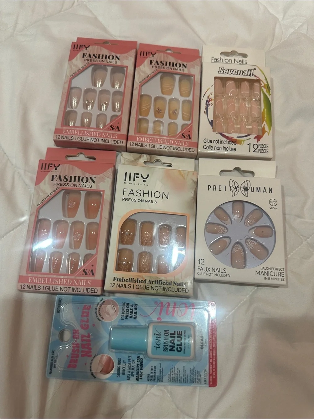 Seven7 Neutral & Nude Press-On Nails Assortment